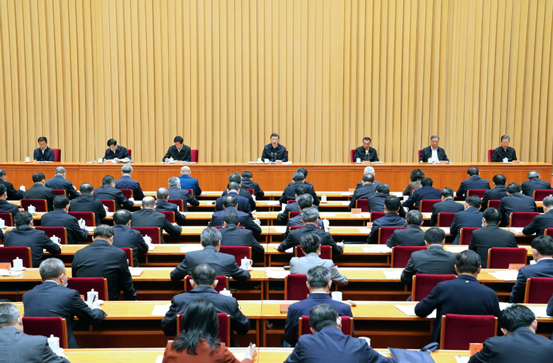 11月16日至17日，中央全面依法治國工作會議在北京召開。中共中央總書記、國家主席、中央軍委主席習(xí)近平出席會議并發(fā)表重要講話。新華社記者 饒愛民 攝
